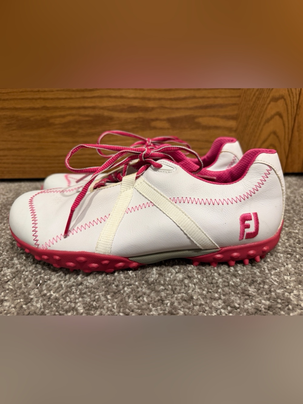 FootJoy Women's White and Pink Golf Sneakers size 8.5